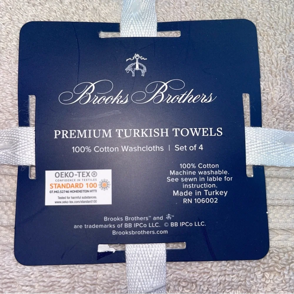 BROOKS BROTHERS Premium Turkish lot of 4 Wash Cloths in Stone color NWT